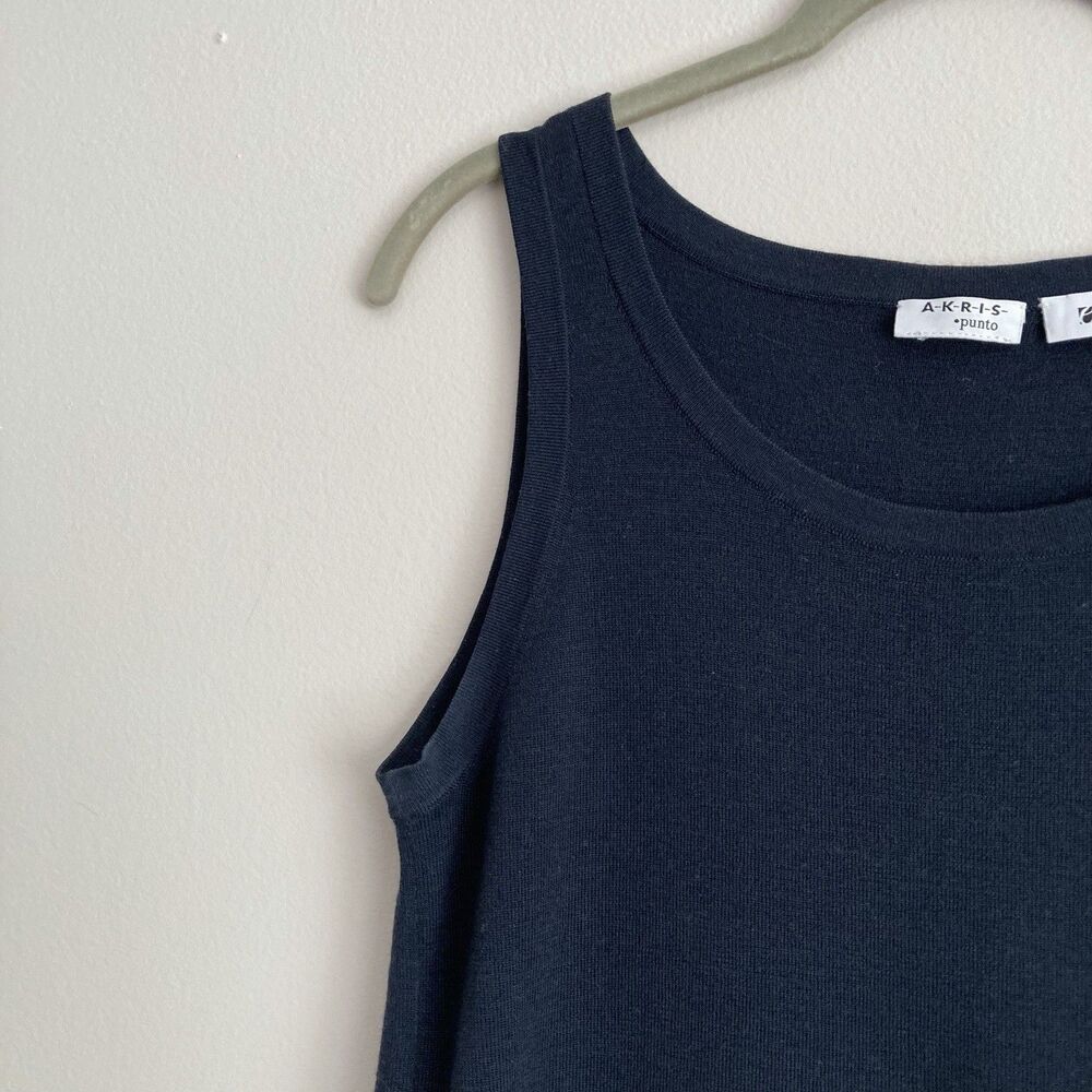Akris Punto Top Womens Size 10 Black 100% Wool Tank Scoop Neck Solid Layering - Picture 3 of 9